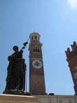 SX19221 Statue and Lamberti Tower, Verona, Italy.jpg
